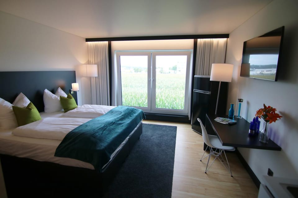 Dining area, Bedroom