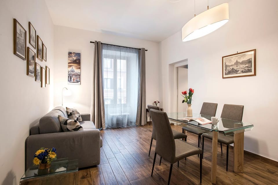 Living room, Dining area, heating, air conditioner