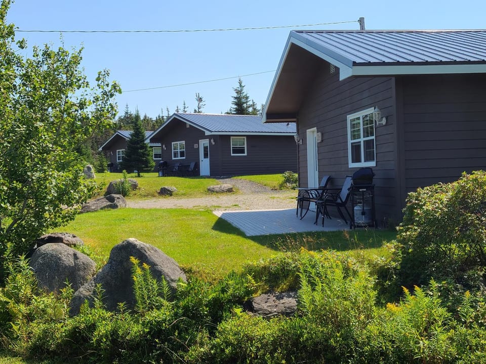 Lonely Rock Seaside Bungalows Campground/ 
RV Resort in Halifax