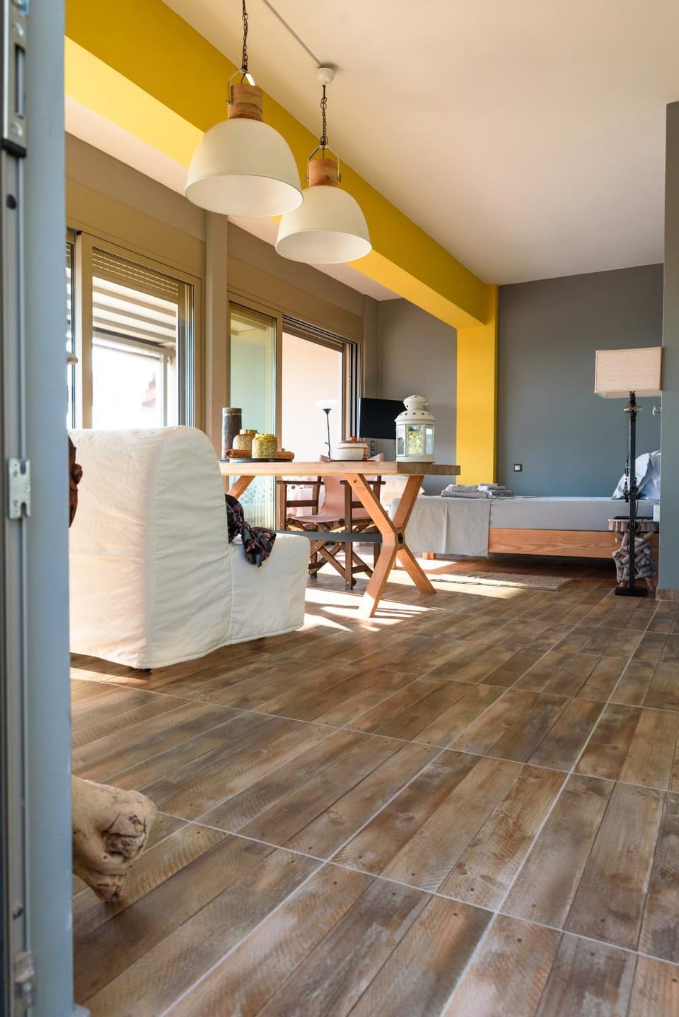 Seating area, Dining area, Bedroom