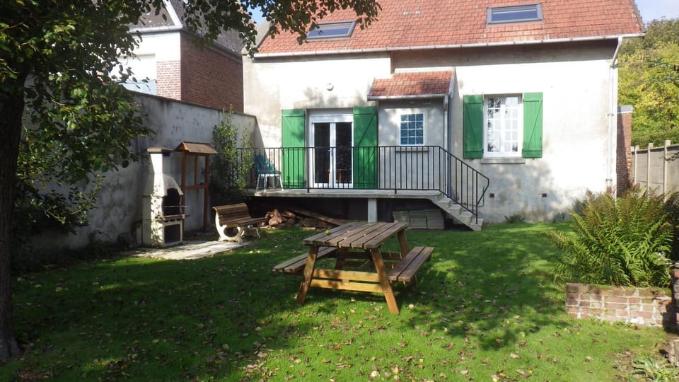 BBQ facilities, Garden