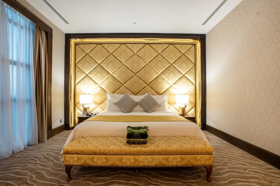 Property building, VIP