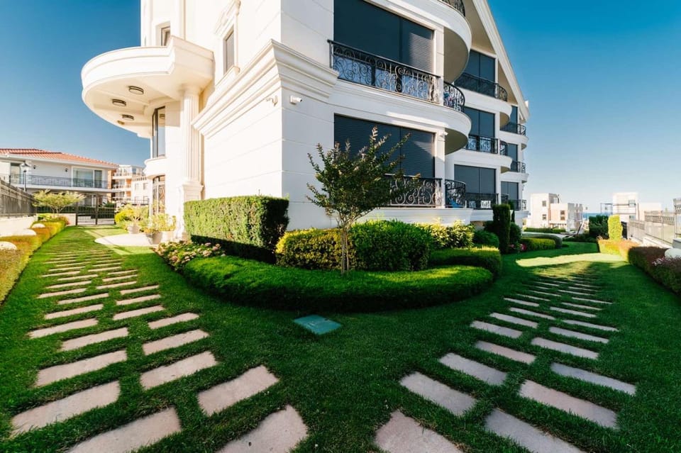 Apartments in Complex Sunny Island Deluxe Apartment in Burgas Province