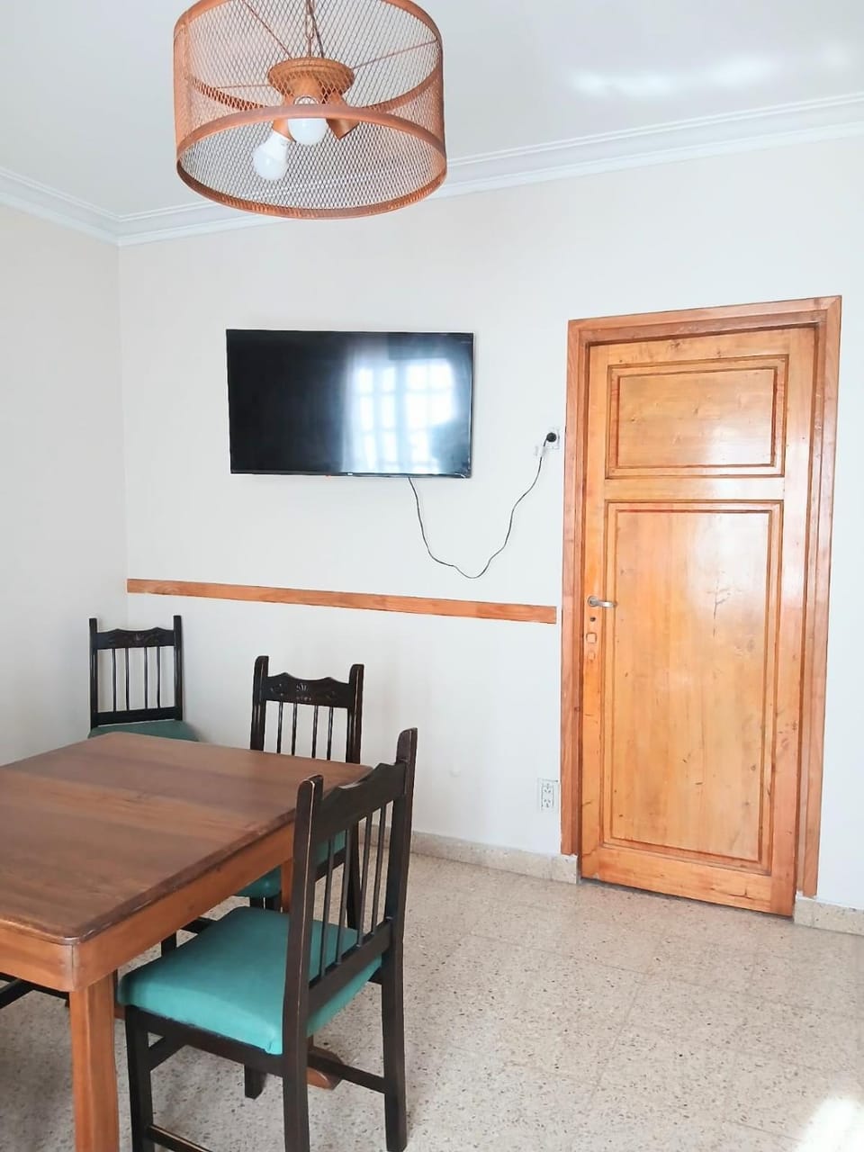 TV and multimedia, Dining area