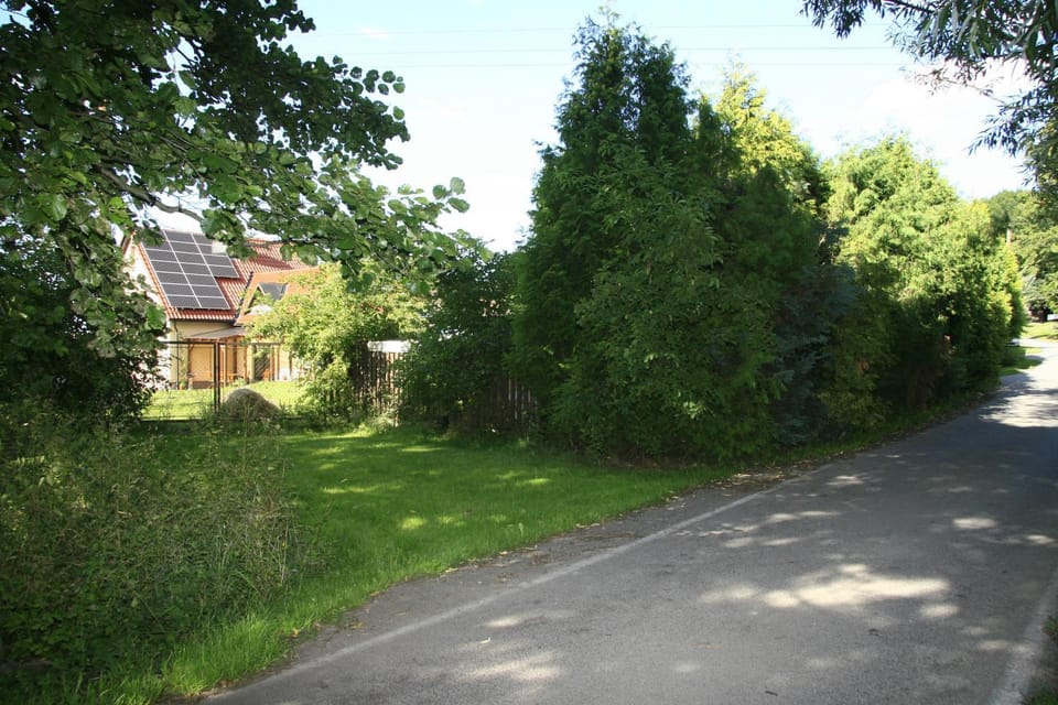 Property building, Street view