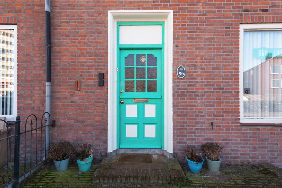 Property building, Facade/entrance