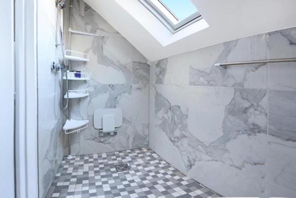 Charming loft sleeps up to 9 with spa option Vacation rental in Bournemouth