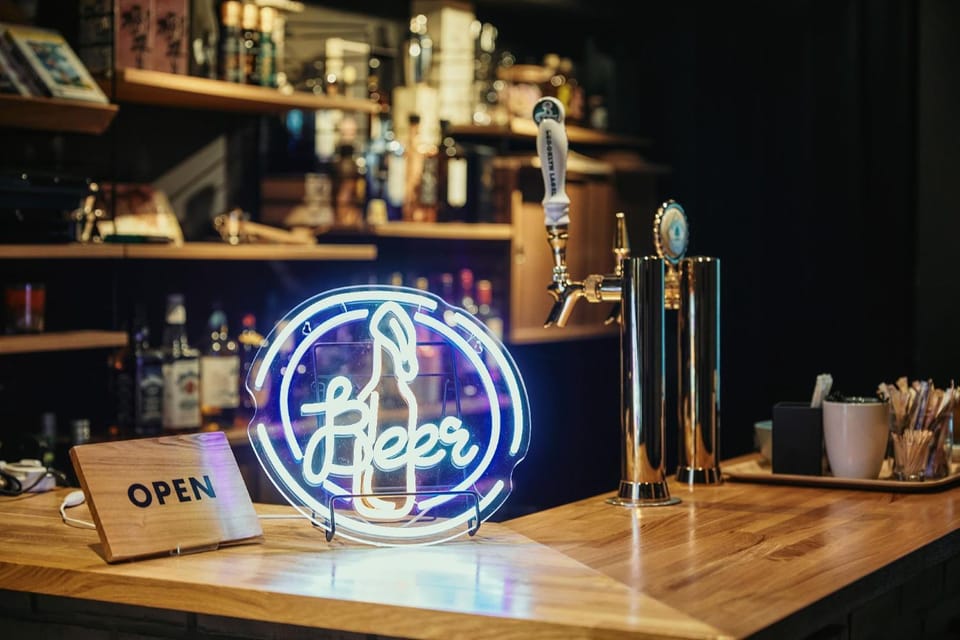 Lounge or bar