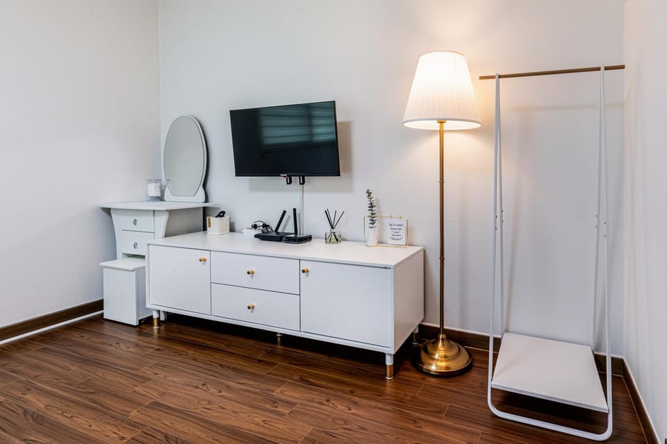 TV and multimedia, Bedroom