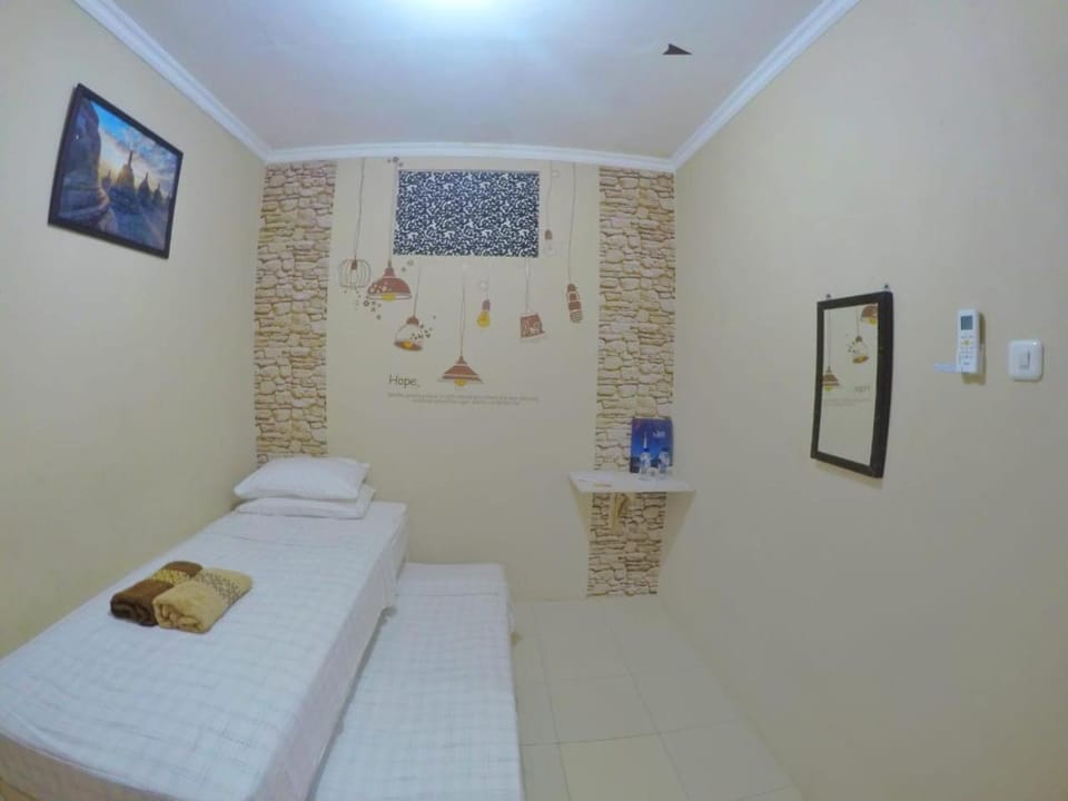 nDalem Eyang Dwijo Bed and Breakfast in Yogyakarta