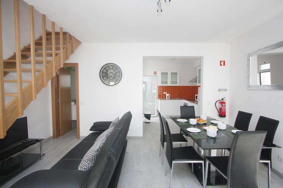 Communal lounge/ TV room, Kitchen or kitchenette, Living room