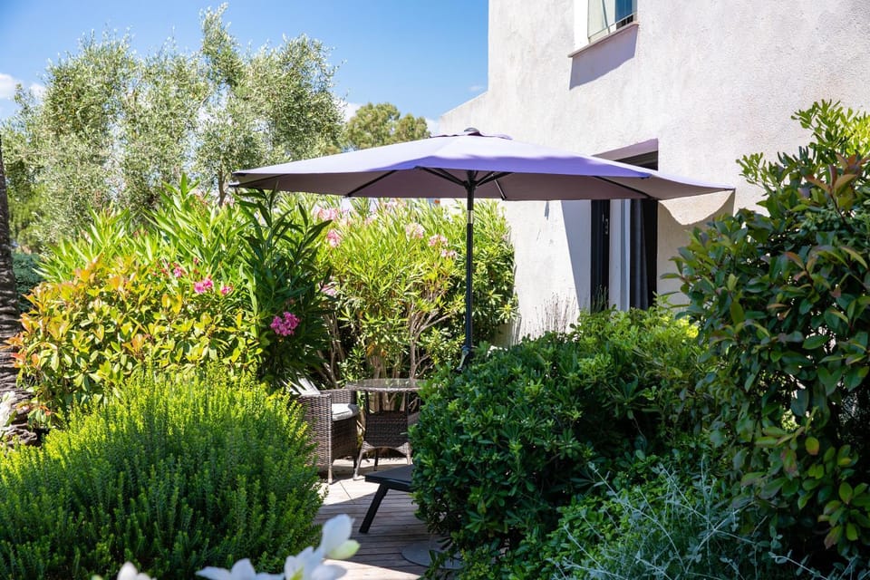 Patio, Spring, Day, Garden