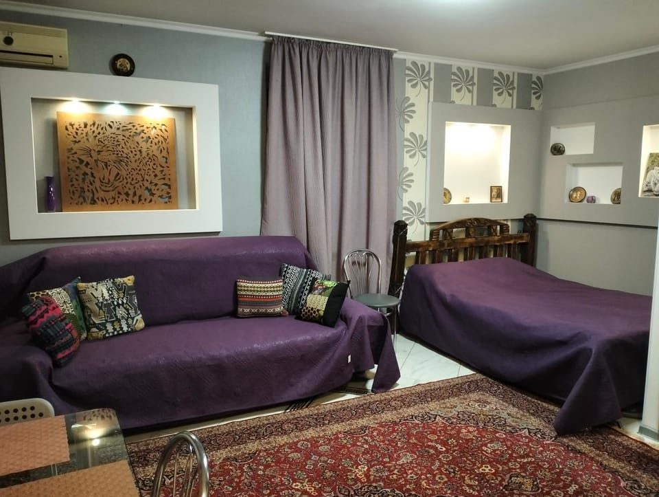 Bed, Bedroom, air conditioner
