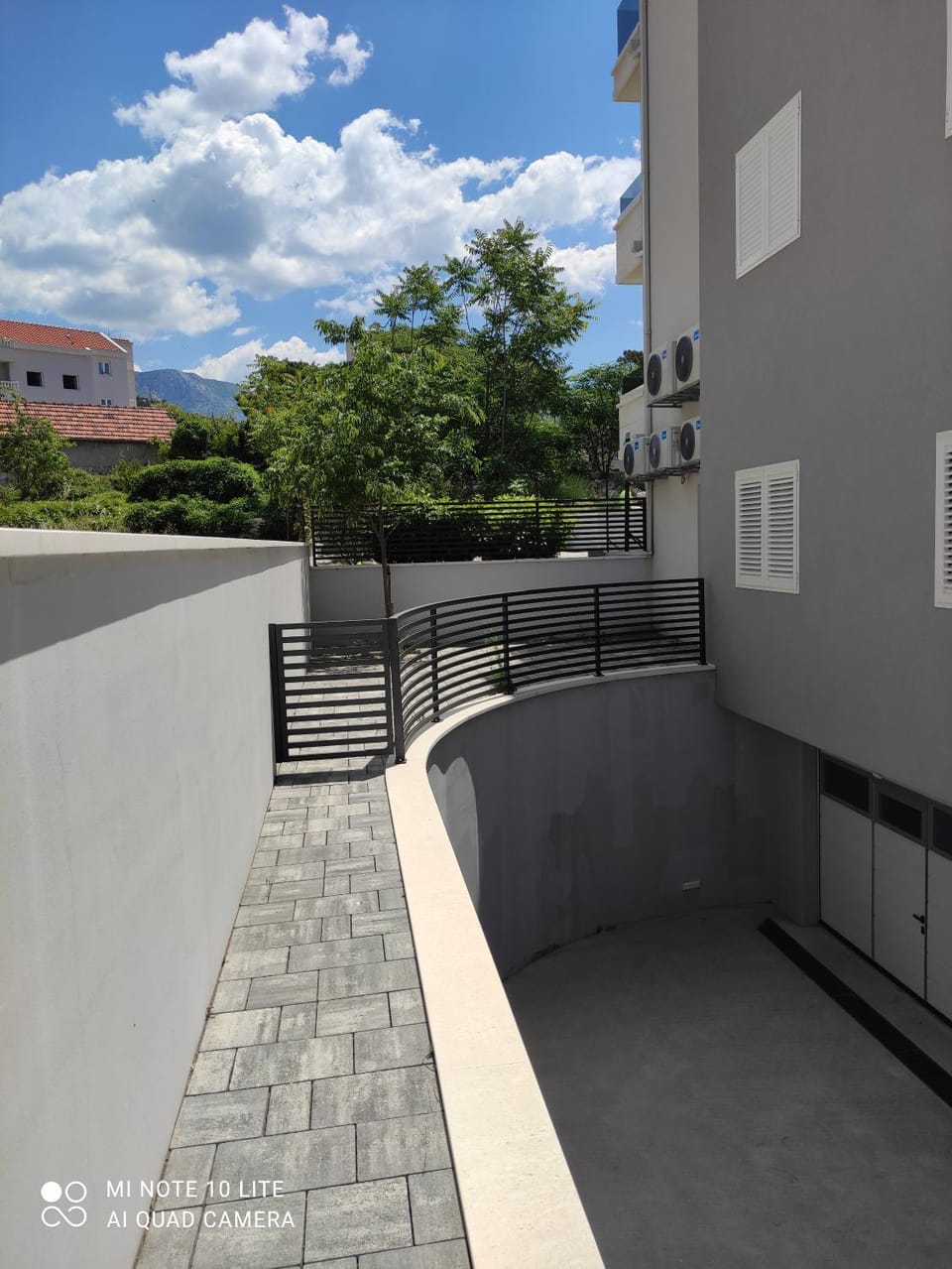 Apartments Villa Hadria Bed and Breakfast in Makarska