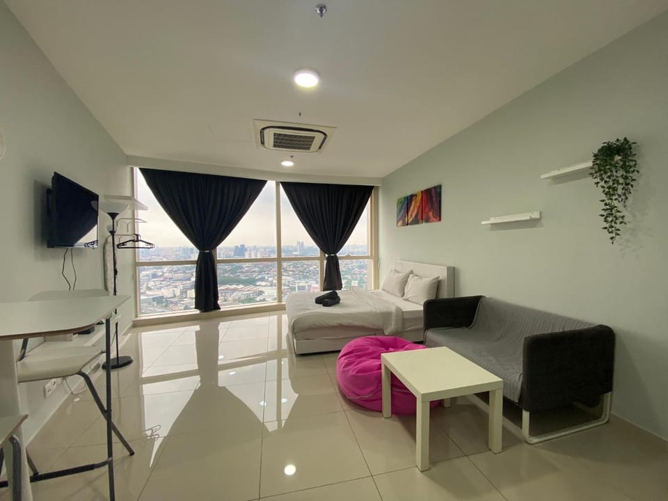 Pinnacle PJ @ Penguin Homes Apartment in Petaling Jaya