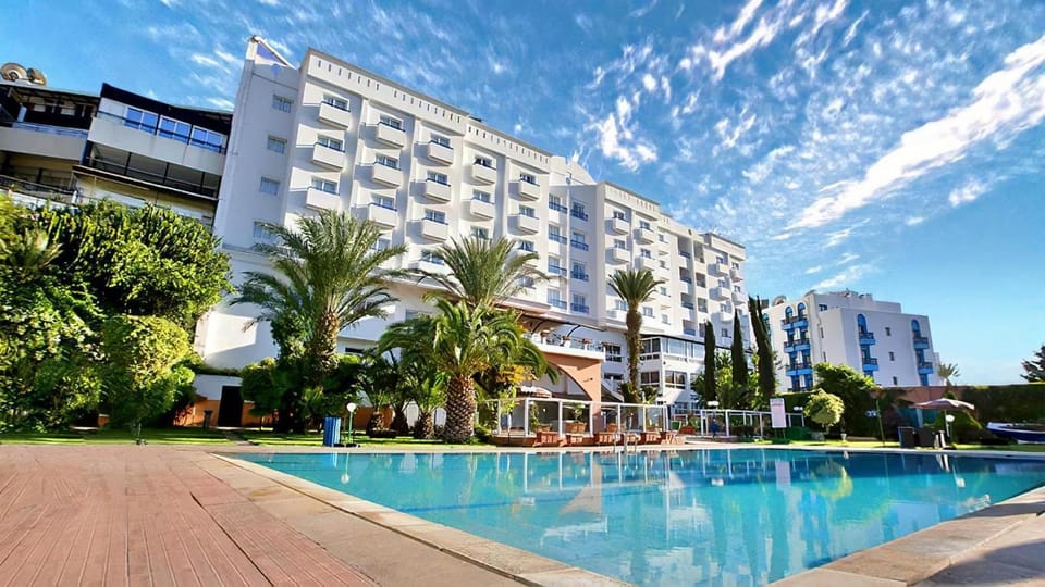 Property building, Swimming pool