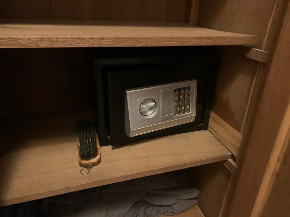safe, wardrobe