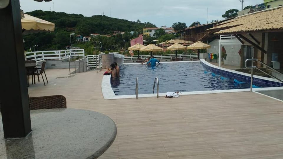 Restaurant/places to eat, Swimming pool, Breakfast