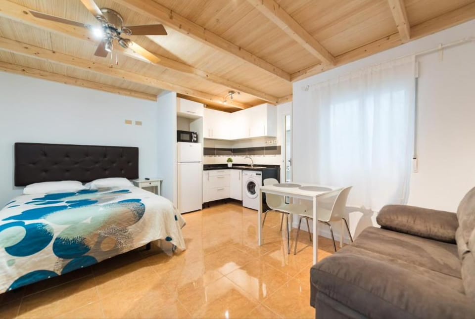 Studio Las Palmas Central Rooms Apartment in Las Palmas de Gran Canaria