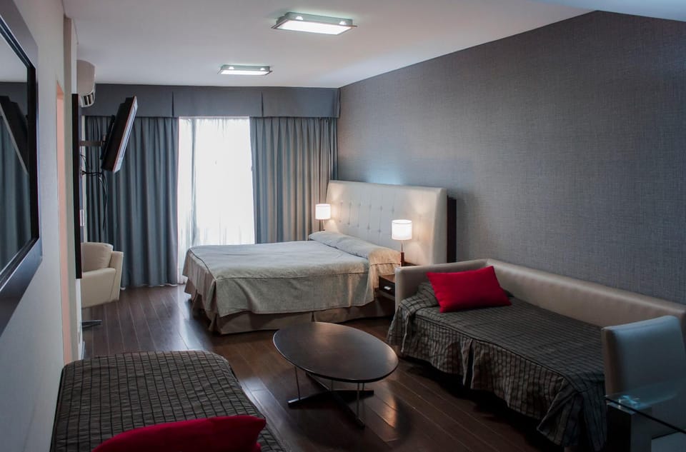 Bed, TV and multimedia, Living room, Photo of the whole room, Bedroom