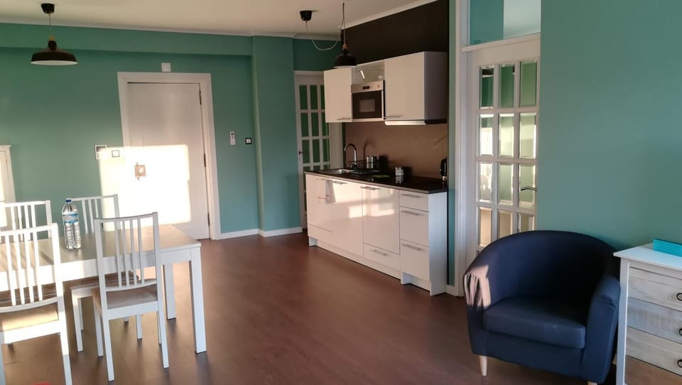 Spring, Kitchen or kitchenette, Sunset