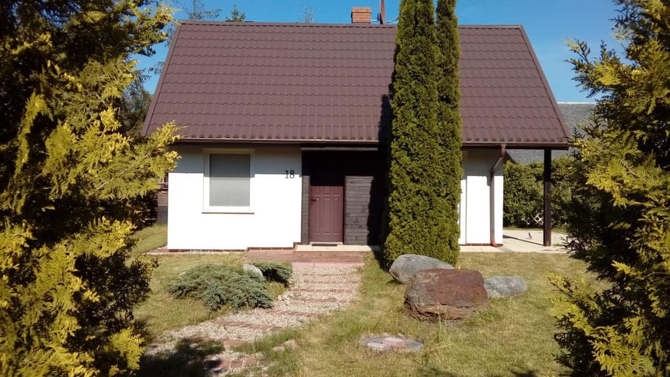 Dom Kopalino Jaskółcza House in Pomeranian Voivodeship