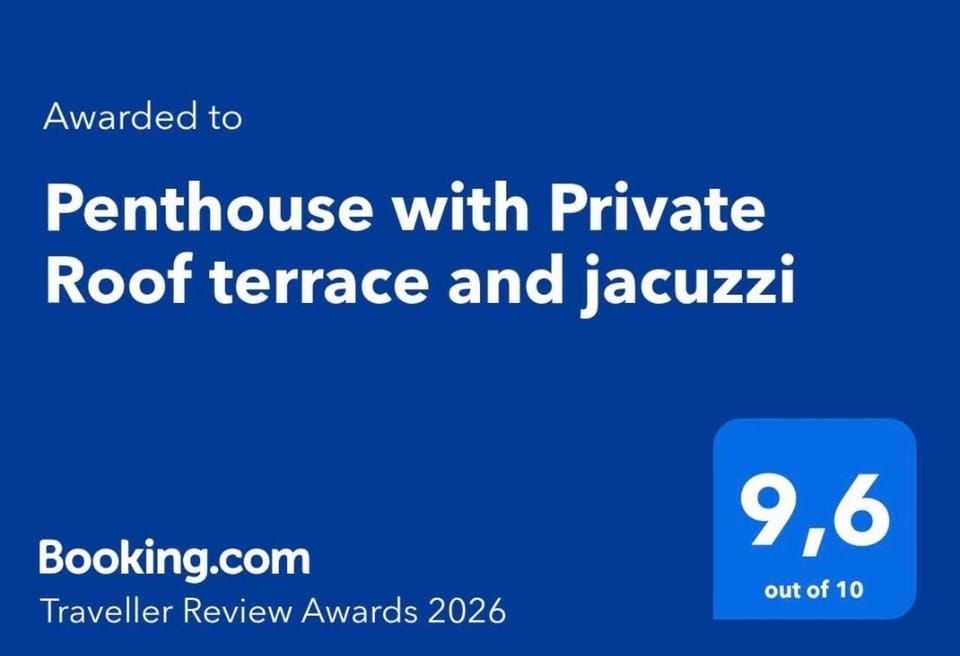 Penthouse with Private Roof terrace and jacuzzi Apartment in Fuengirola