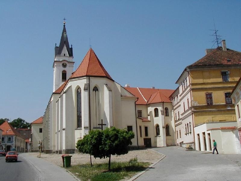 Neighbourhood, Landmark view