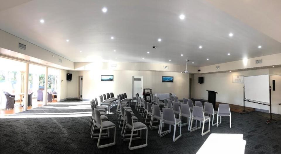 Meeting/conference room