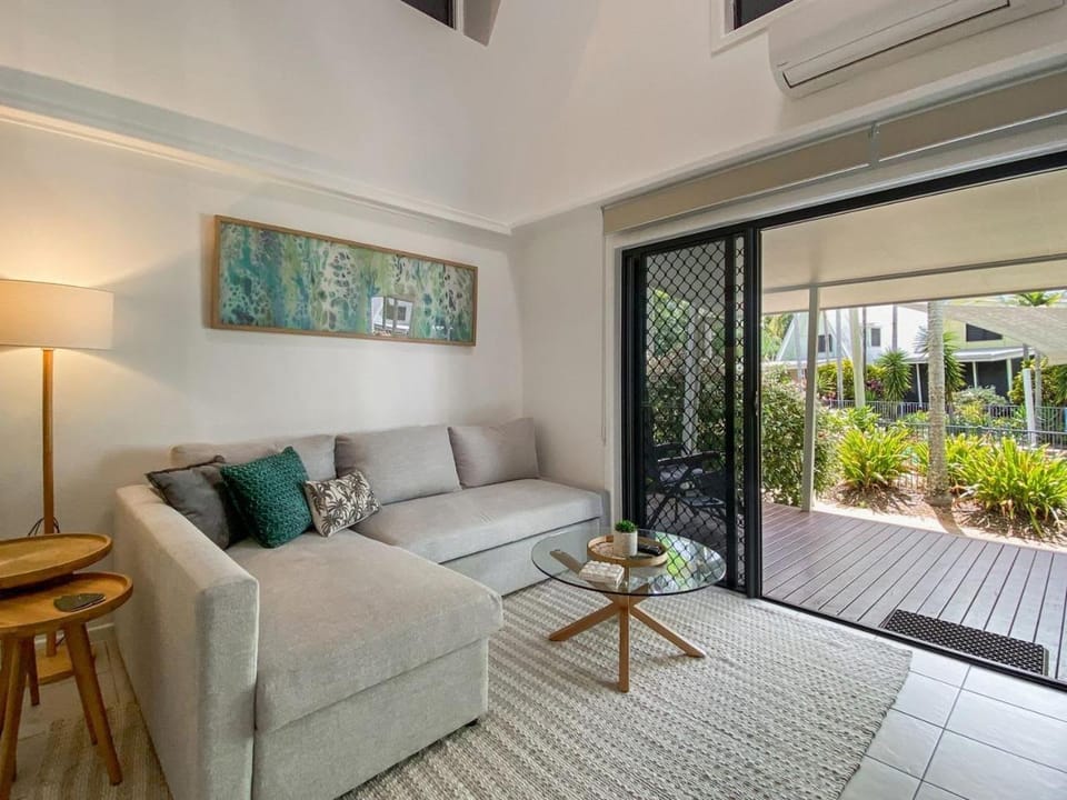 Canopy Chalet 10 Chalet in Yates Street