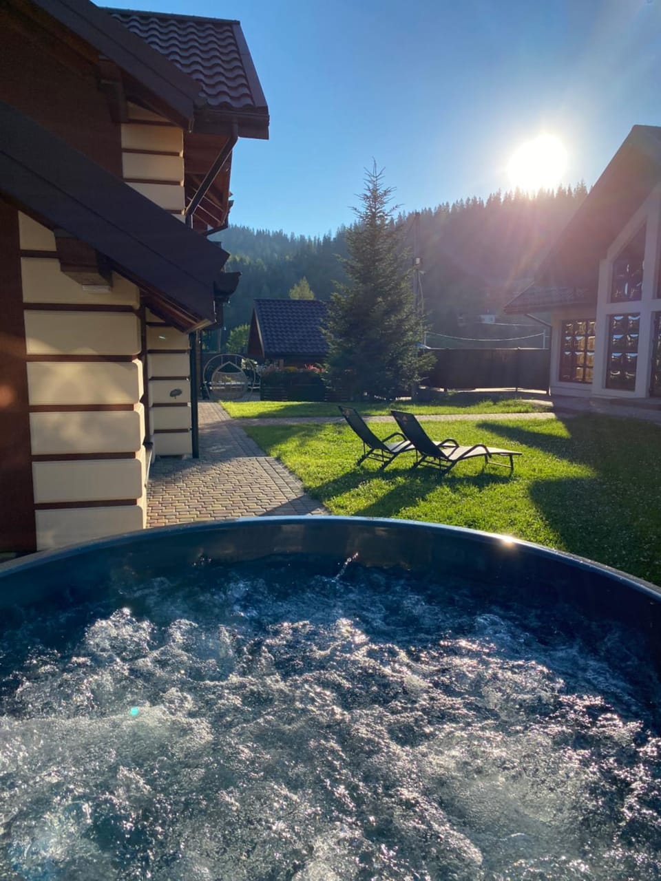 Day, Natural landscape, Pool view, Swimming pool