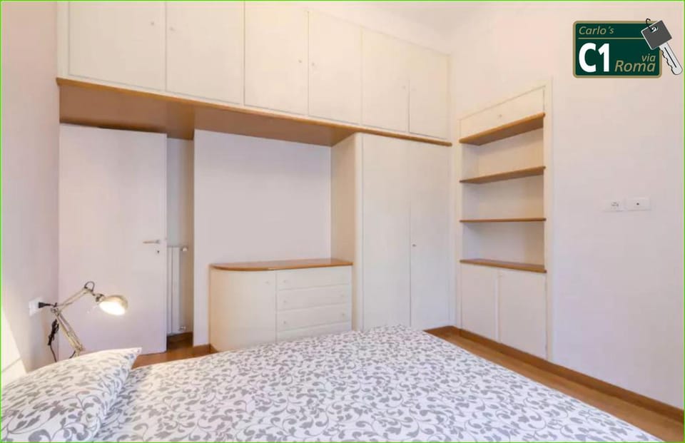 Bedroom, wardrobe