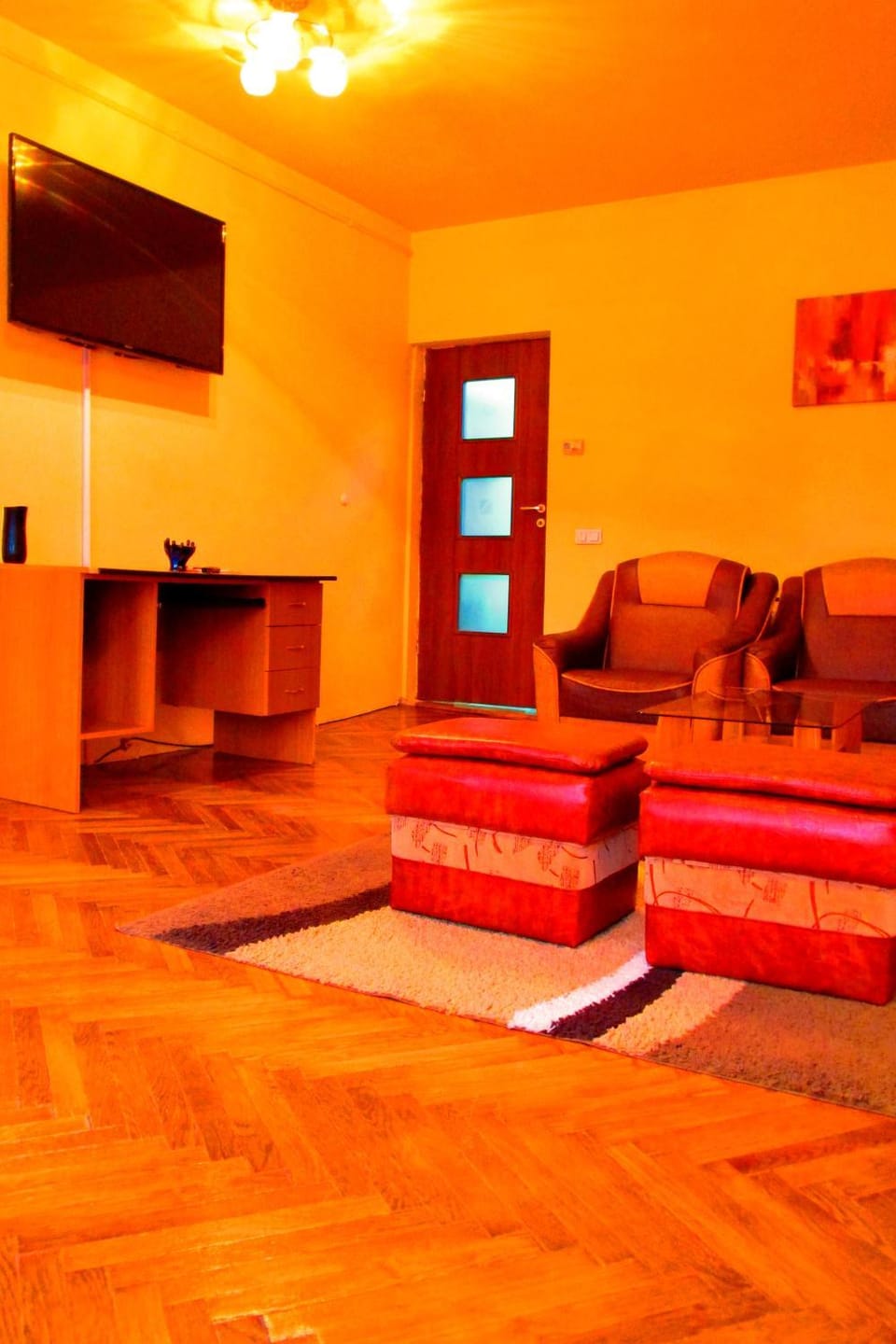 Communal lounge/ TV room