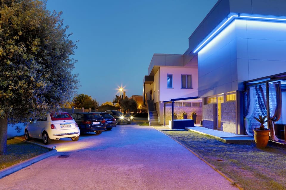 Property building, Facade/entrance, Night