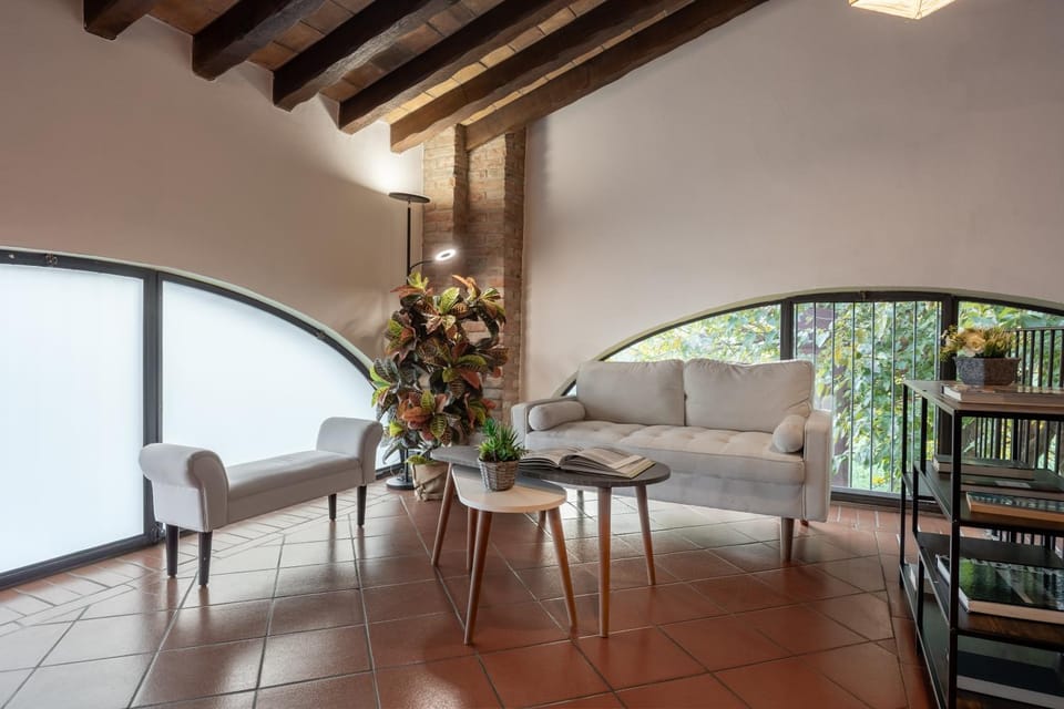 Communal lounge/ TV room, Coffee/tea facilities, Seating area