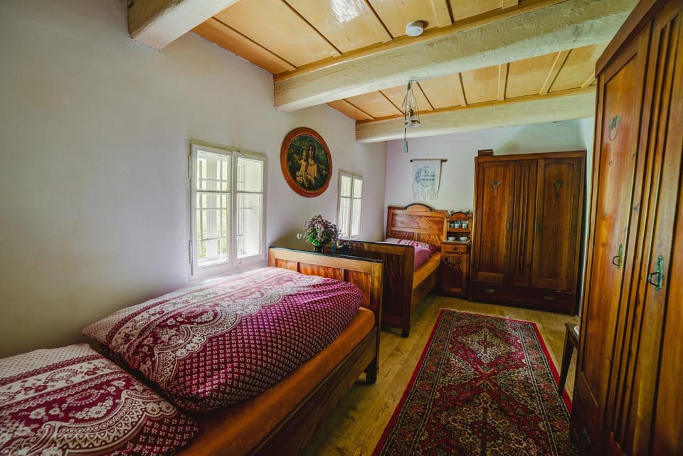 Chaloupka Prischlop Chalet in Slovakia