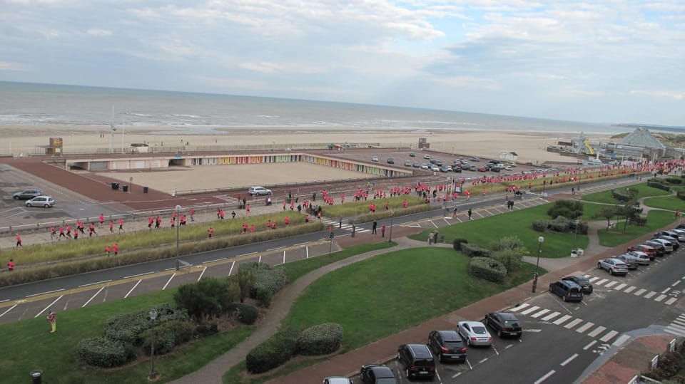 Neighbourhood, Natural landscape, Beach, Sea view, Location