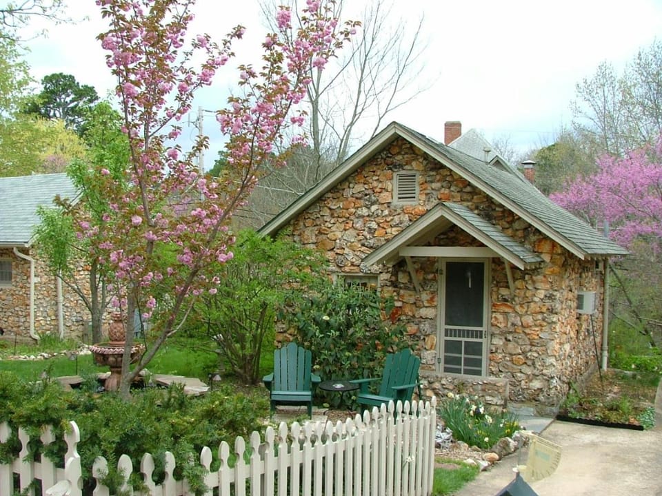 Property building, Inner courtyard view