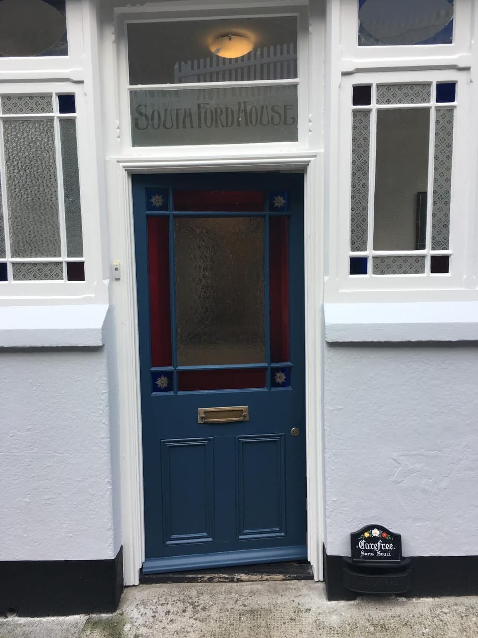 Facade/entrance