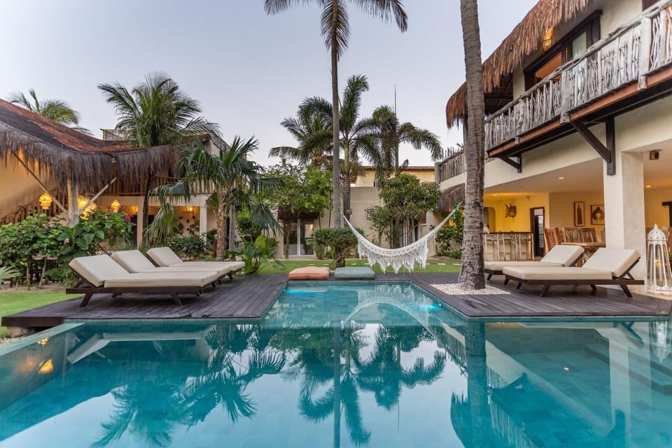 Swimming pool
