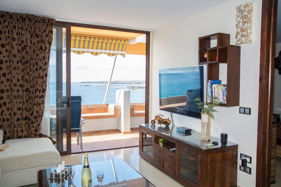 Listen THE VIEWS - 223 Apartment in Costa del Silencio