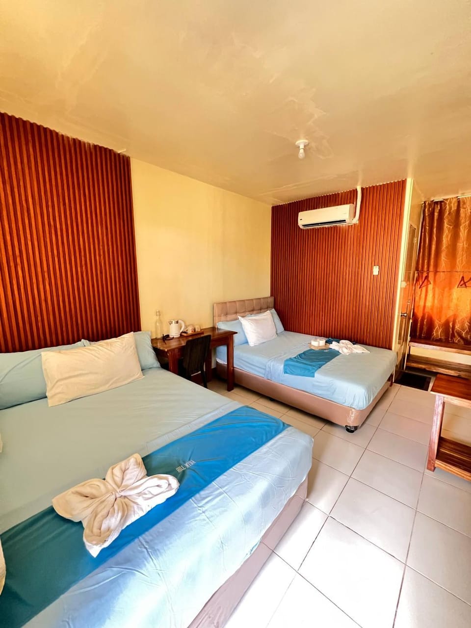Hill Myna Beach Cottages Inn in Puerto Princesa