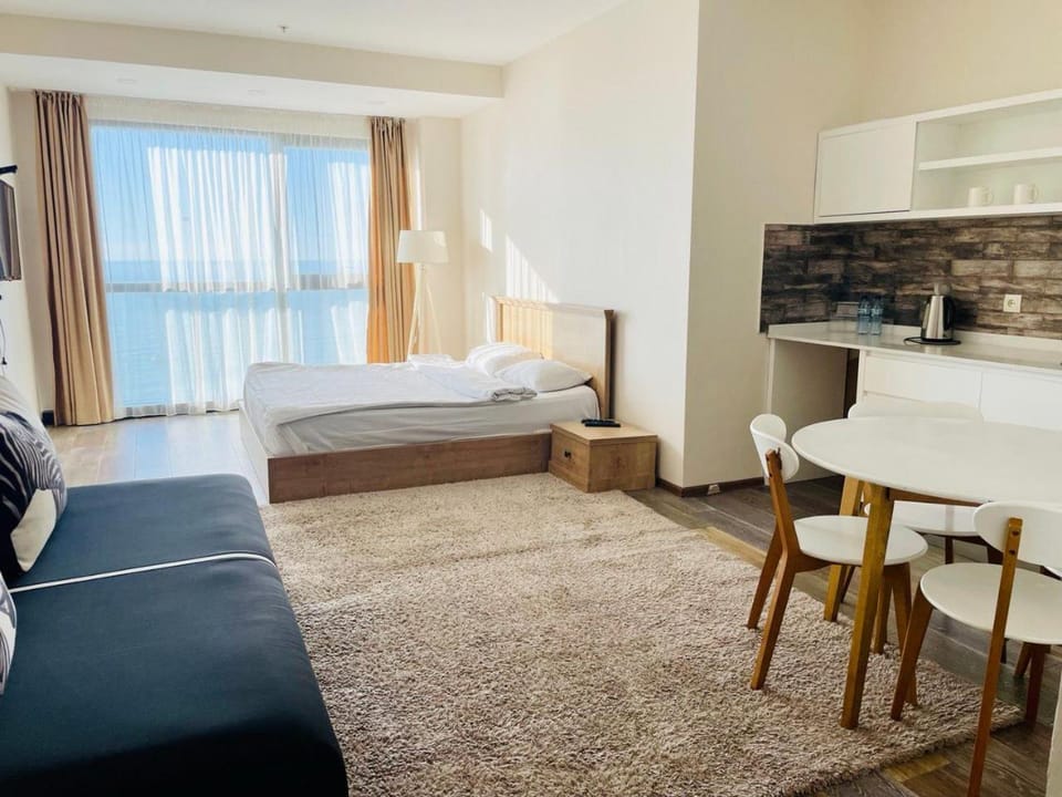 Balmaral Apart Hotel Apartment in Batumi