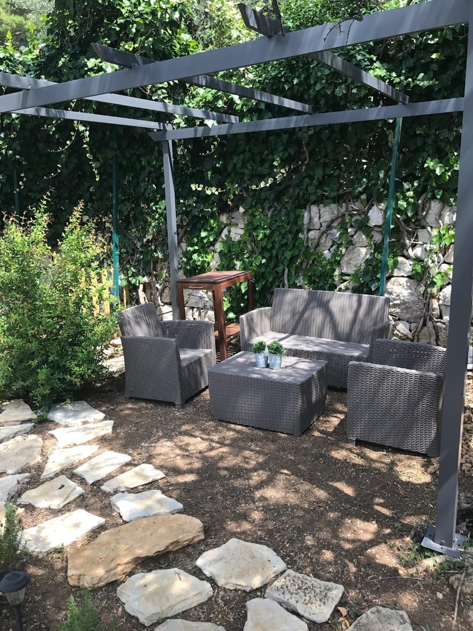 Patio, Day, Garden, Seating area