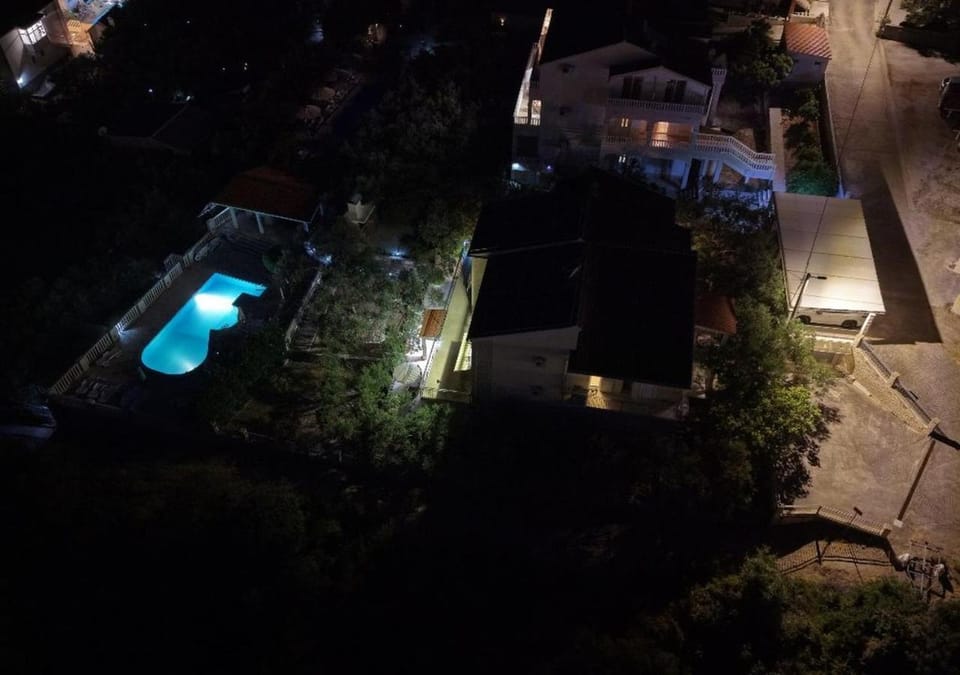 VILLA IRENA - Longevity Retreat Apartment in Split-Dalmatia County