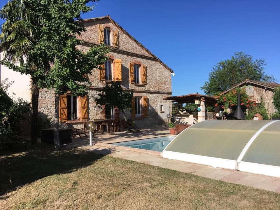 La Ferme aux portes de Montauban - Avec piscine House in Occitanie