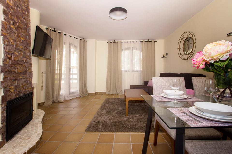 Communal lounge/ TV room, Living room, Banquet/Function facilities