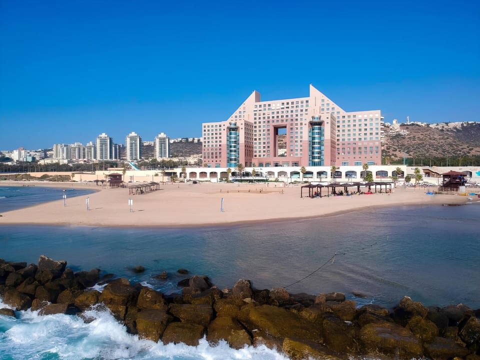 Property building, City view, Mountain view, Sea view
