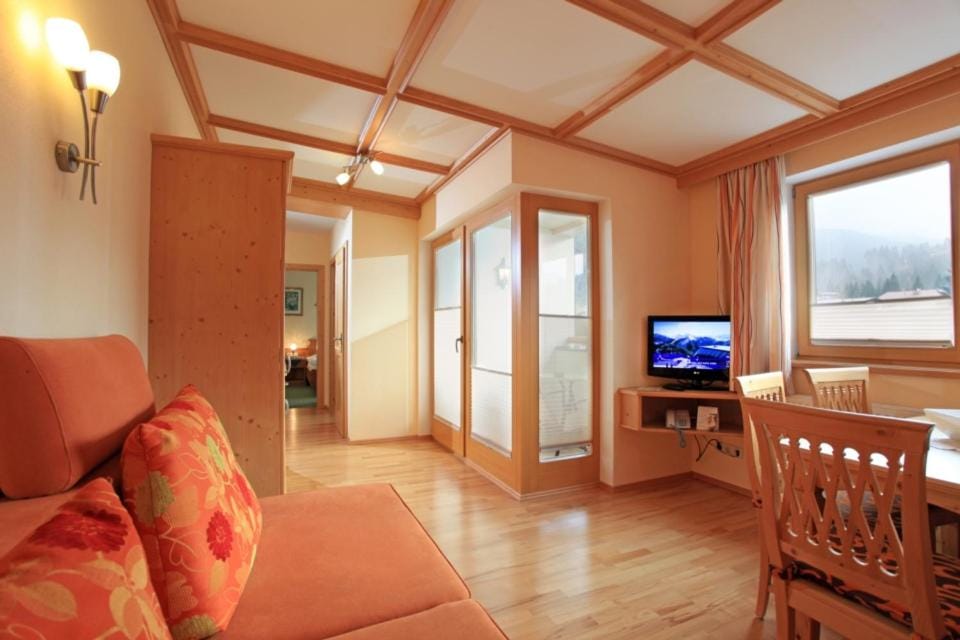 Gasthof Weberbauer Hotel in Ellmau