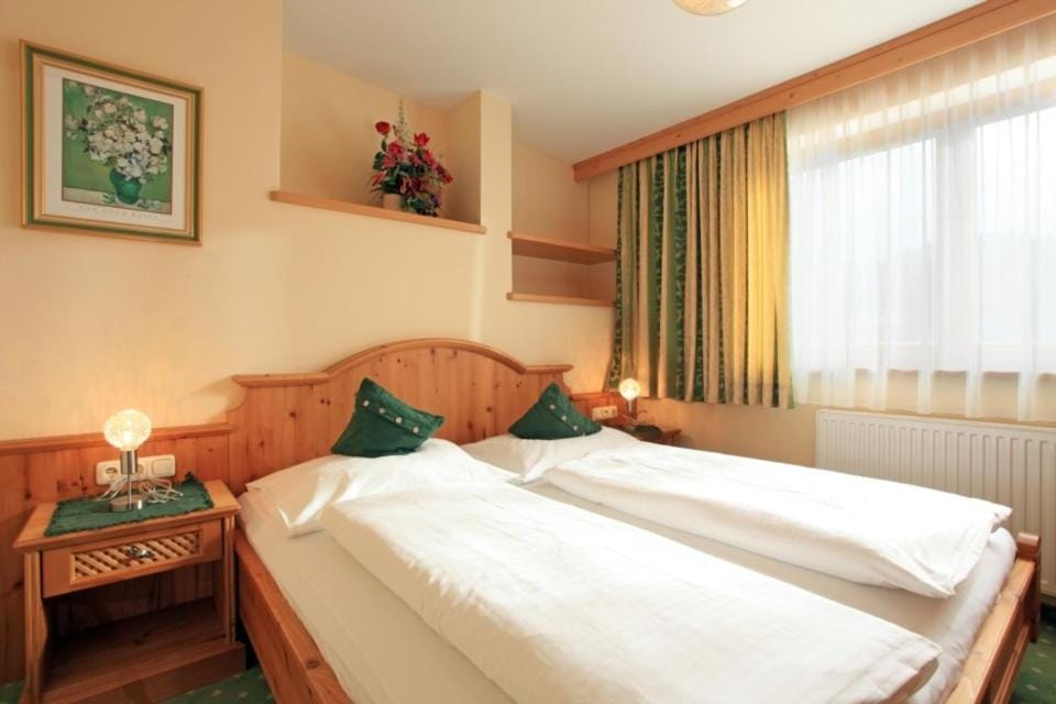 Gasthof Weberbauer Hotel in Ellmau